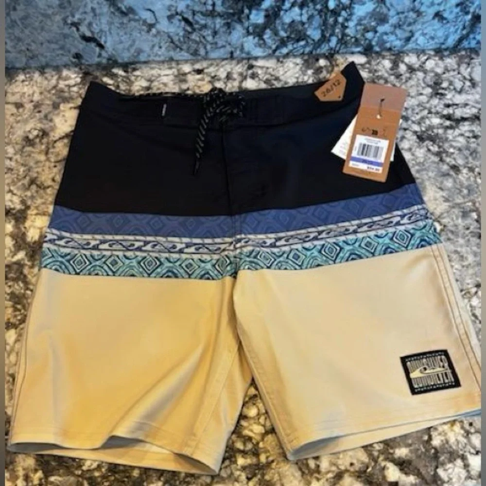QUICKSILVER Surfsilk Global Heat SWIM Board Shorts, size 26- boys 12 NWT